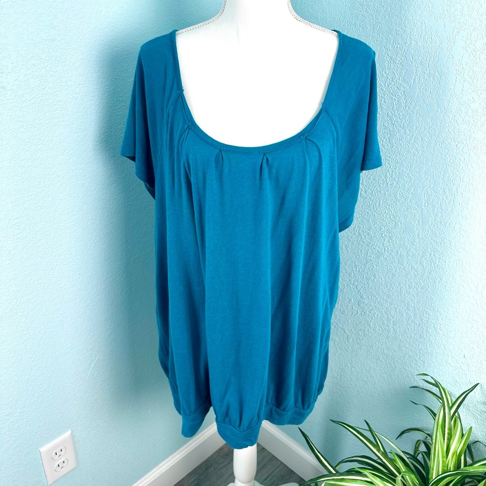 Mossimo Plus Size 24w/26w Blue Top Scoop Neck Keyhole Back Blouse EUC